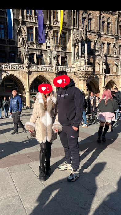 Geaca cu blana si gluga detasabila