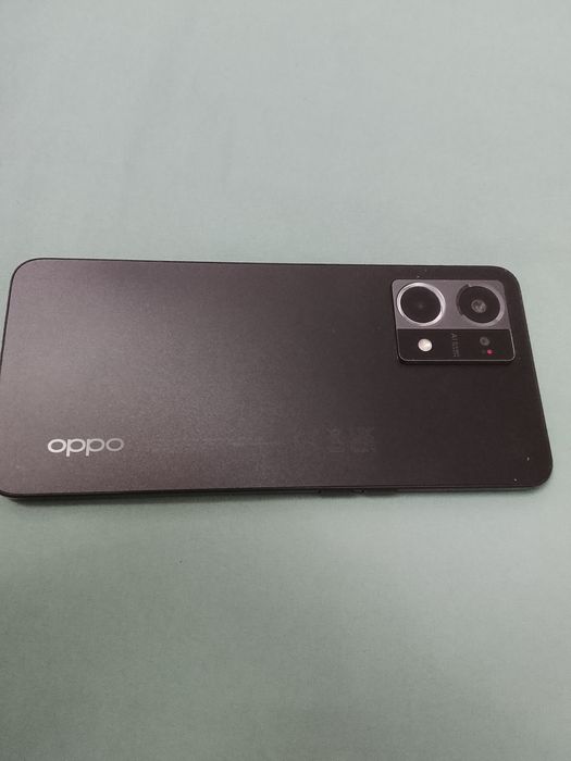 Продам Oppo Reno 7