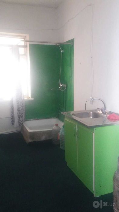 Pitnak shahrida 23 sotix hovli joy sotiladi – 270 m² bino