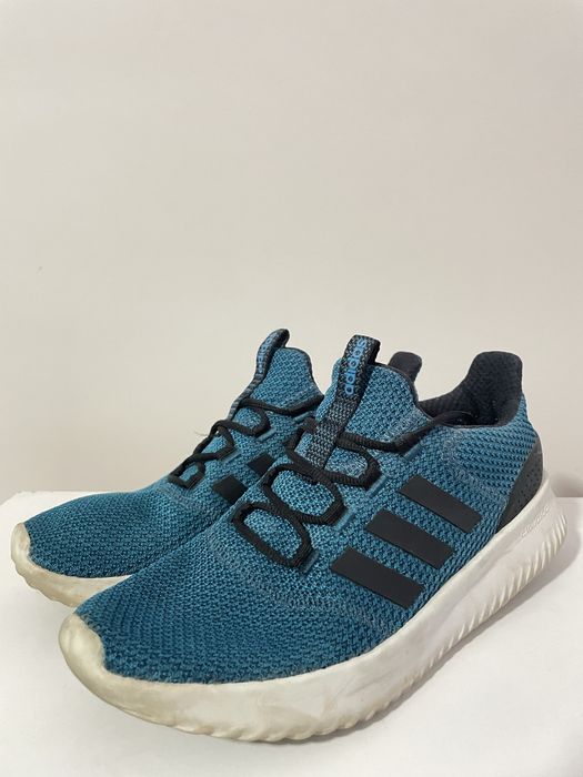 Vând Adidași Adidas cloudfoam