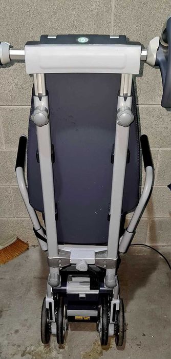 Elevator,pasitor cu roti pentru disabili, batrani urca si coboara scarile 4750 lei