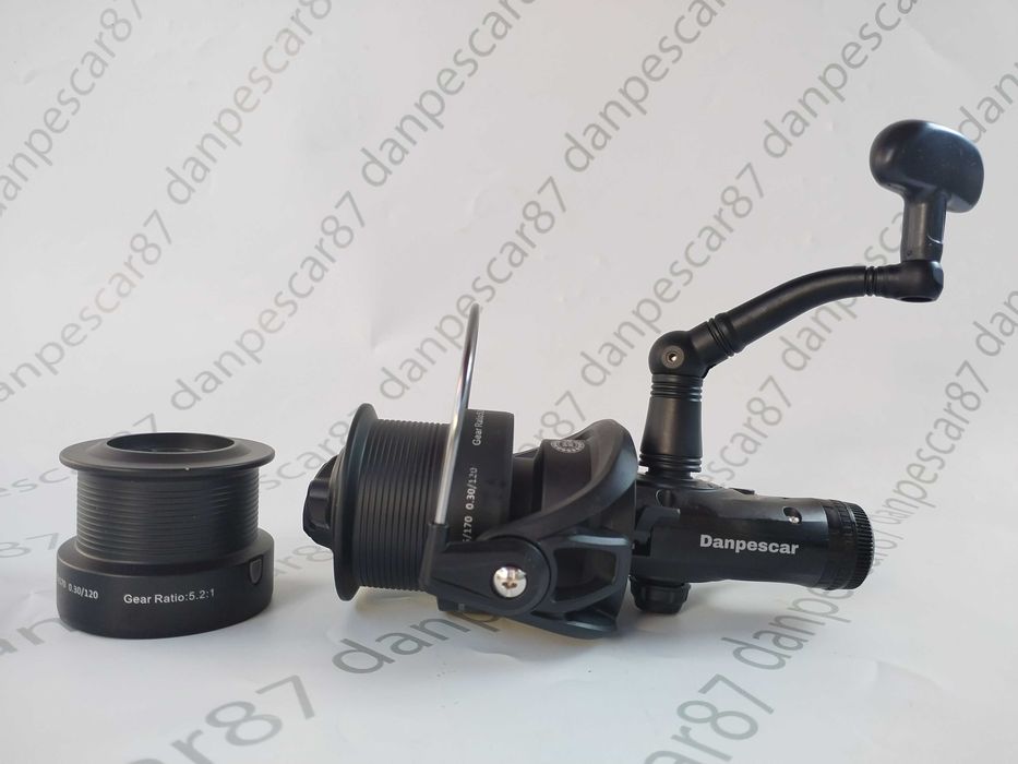 SET 4 Mulinete WIND BLADE HFL5000 tambur long cast si BAITRUNNER 8 rul