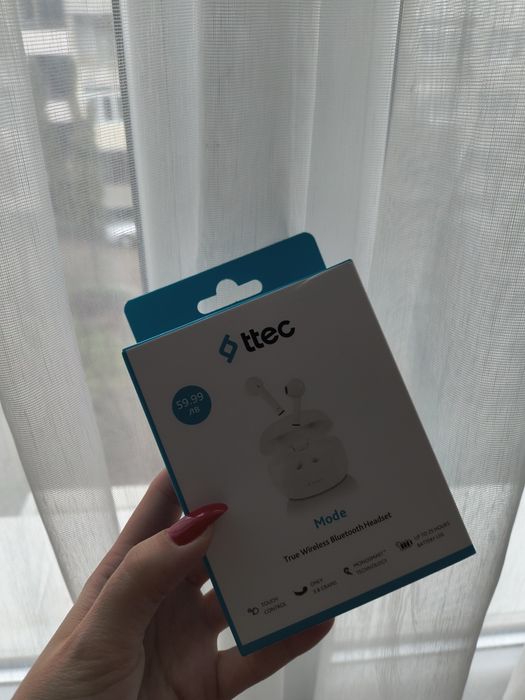 телефон чисто нов