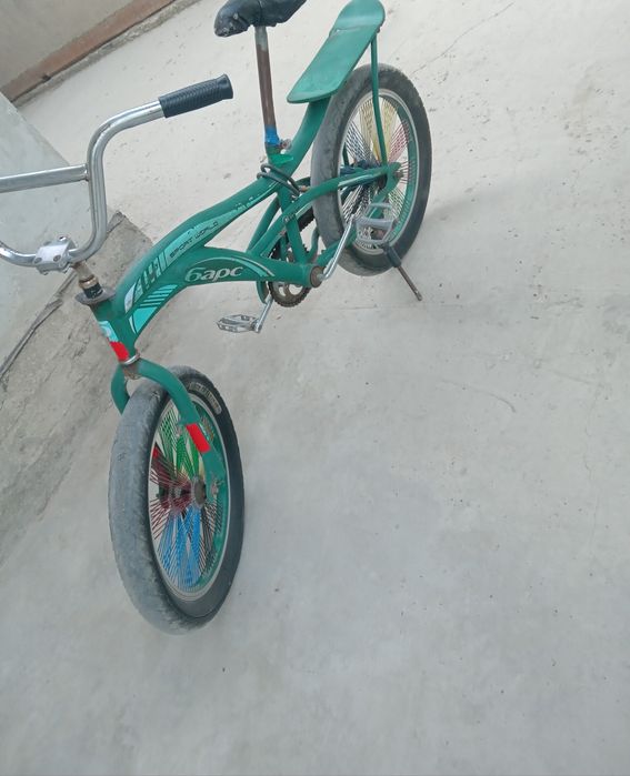 Velosiped srochni sotiladi