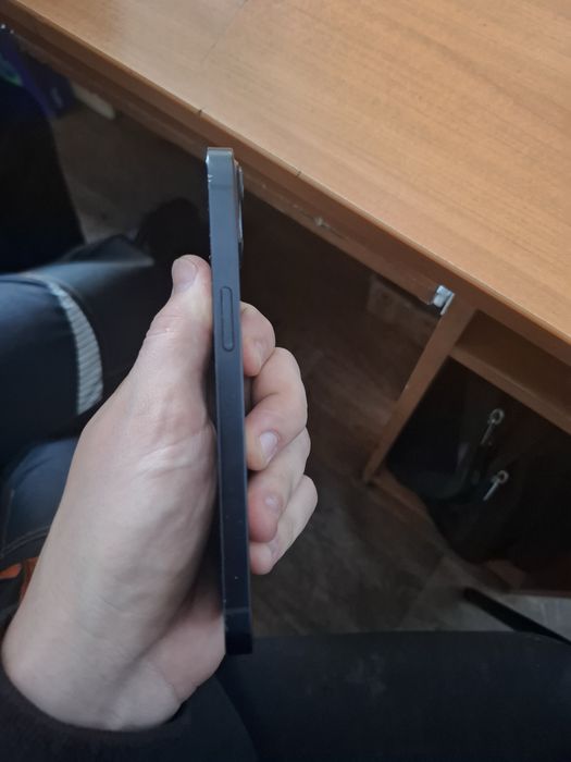 Обменяю 13 iphone 128гб 87%