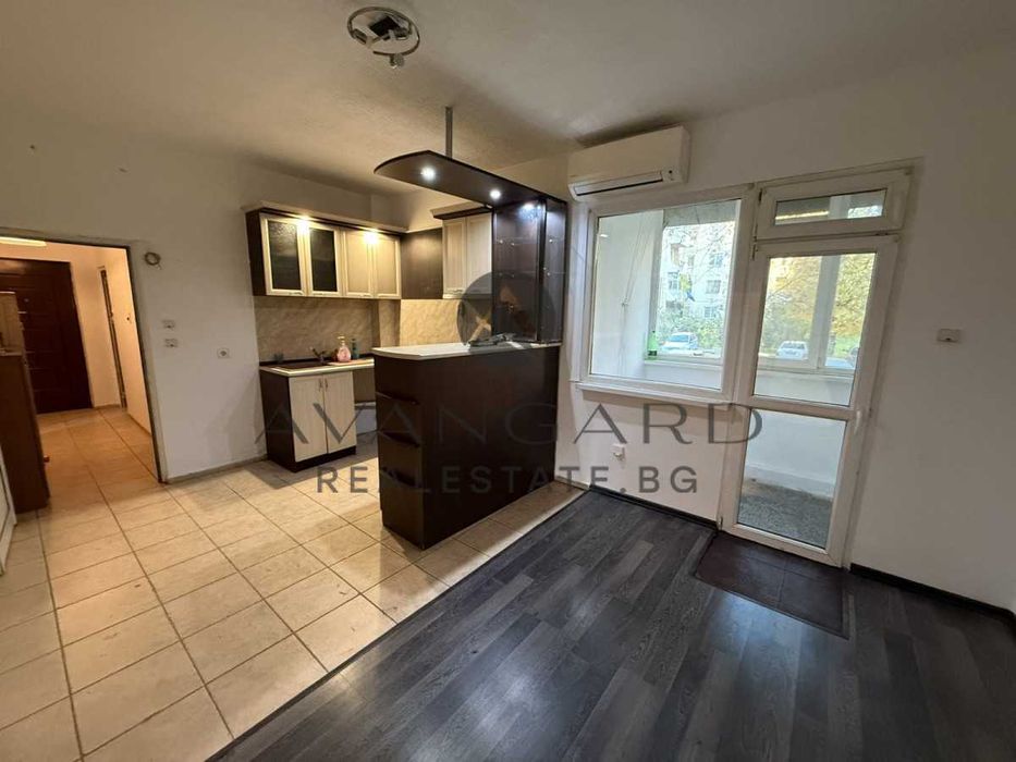 оф.22961 Тристаен маломерен/ Тракия