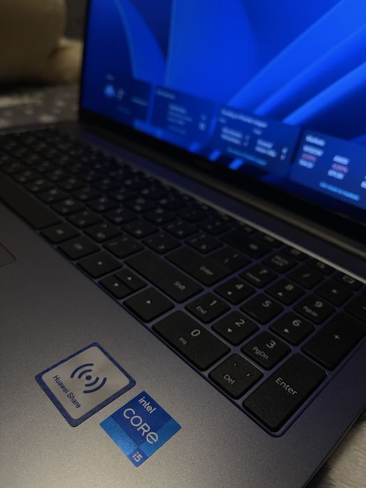 Ноутбук Huawei (Intel Core i5)