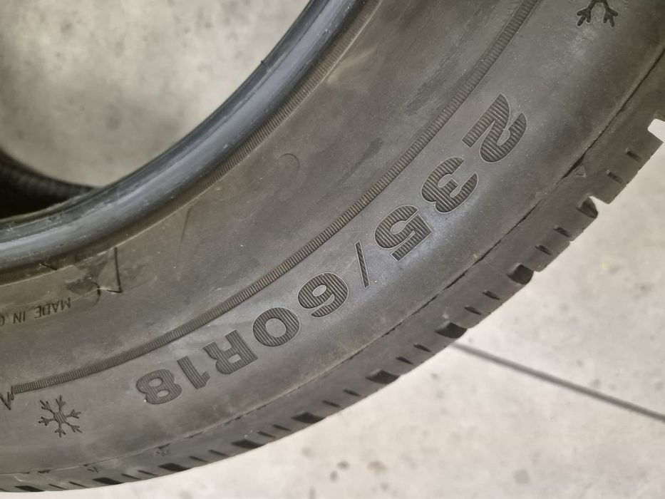 4 anvelope iarna Dunlop 235 60 18