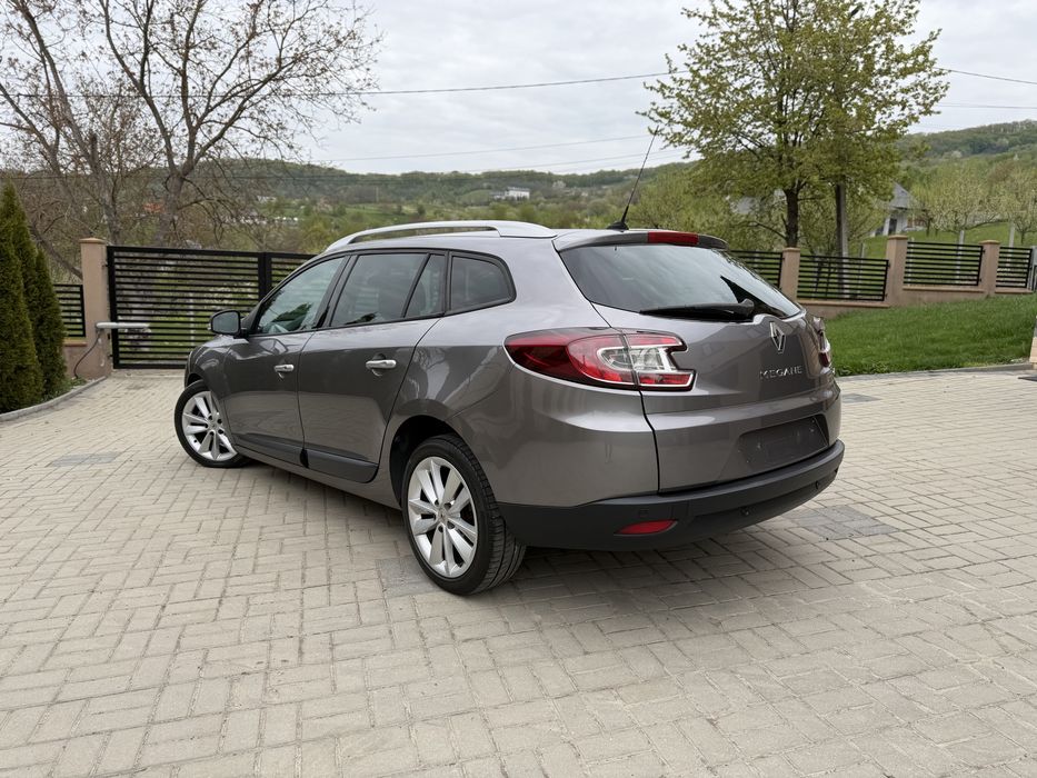 Renault megane 1.9 dci an 2010 euro 5 full option