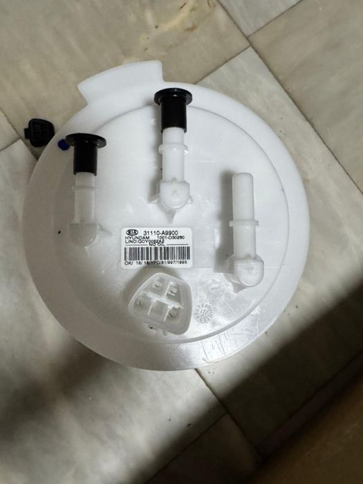 Бензонасос Kia Carnival новый