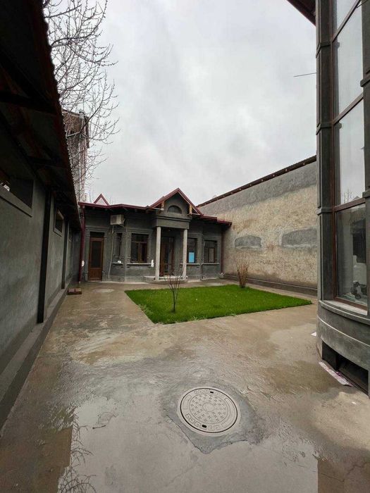 Жар-арик Фаровон махалла Площадь участка 3,2 соток Фасад  11*30 метров