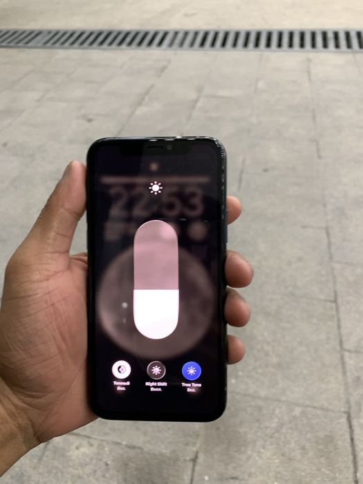 iphone 11pro обмен бар придлагать етиндер