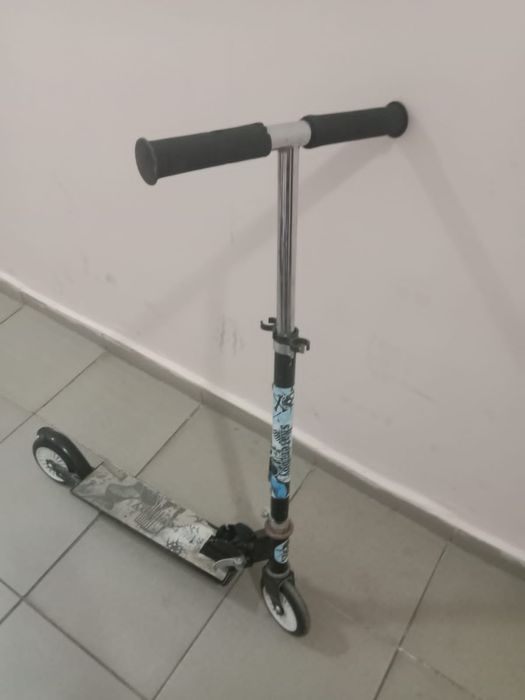 Продам самокат бу