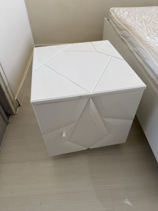 Двухспальная кровать