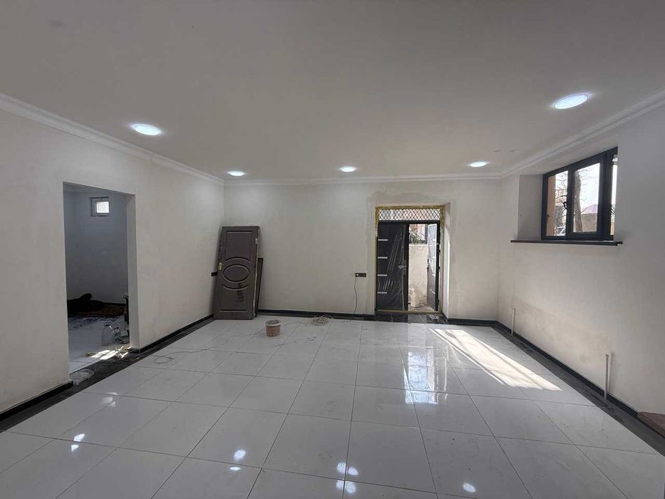 Сдаётся в аренду нежилое помещение 206 кв/м цена 2.500 $