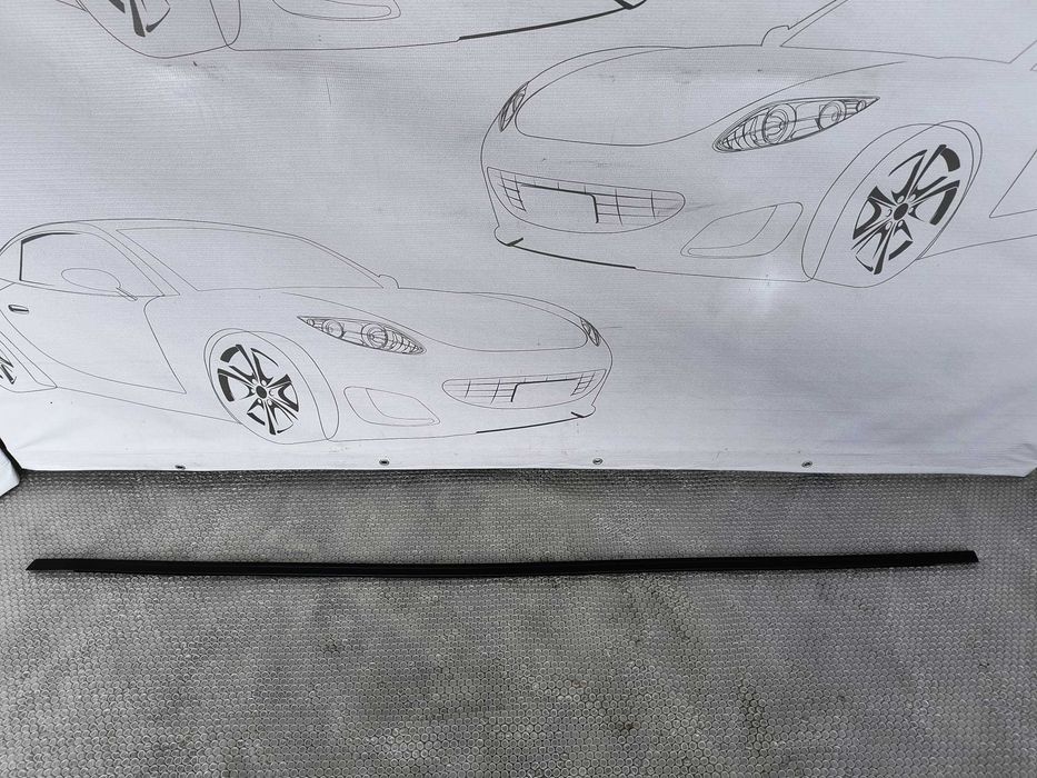 Ornament / Cheder Plafon Dreapta Suzuki Swift III 2017 / 2016-2023 Cod OEM 7813152R01 (1C4)