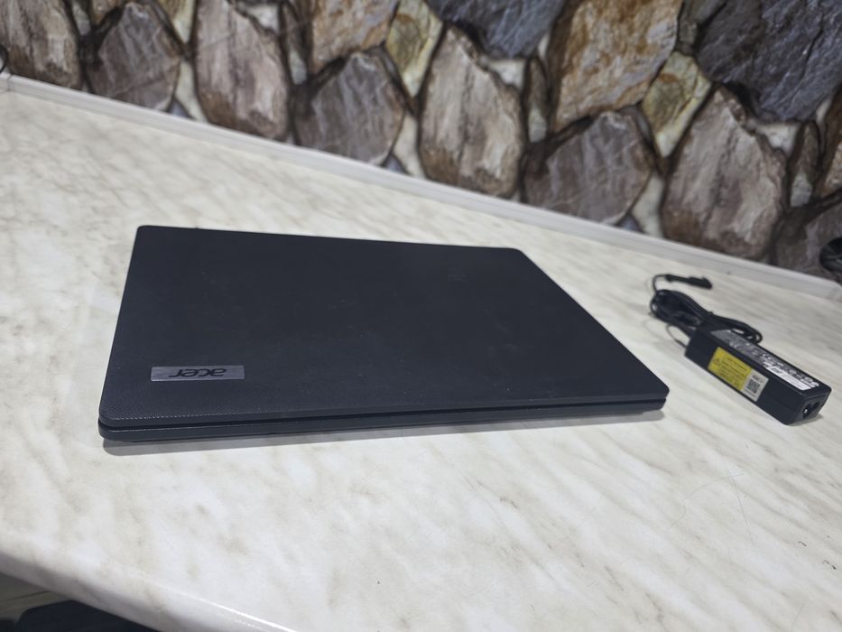 Ноутбук Acer Travel mate P