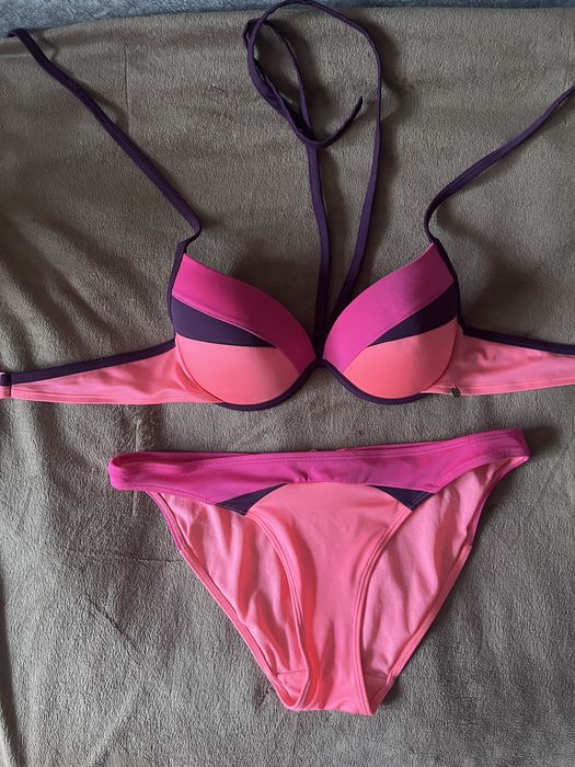 Продам купальник