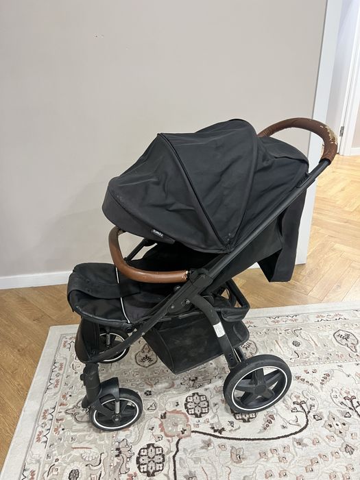 Прогулочная детская коляска Tomix