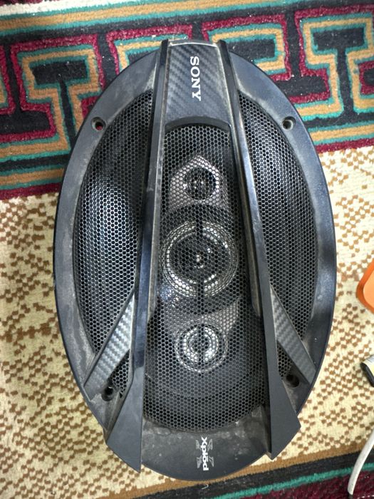 Sony xpod srochni sotiladi