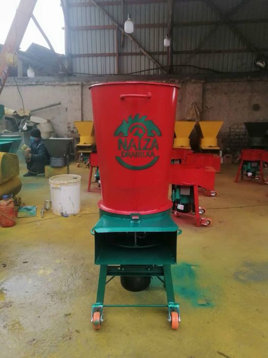 Продам дробилка. 3в1 универсальная. Все дробить