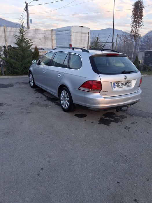 Vând golf 5,merge bine