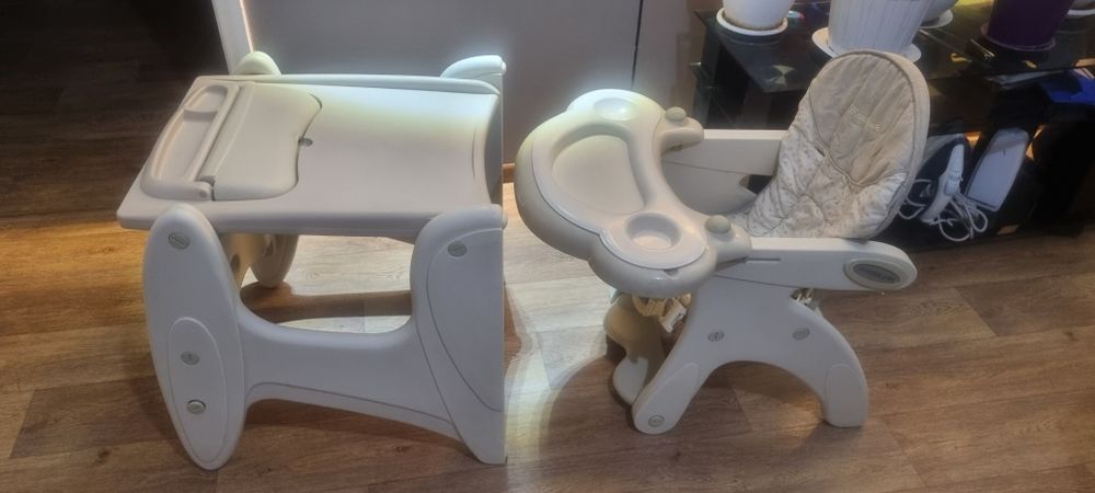 Детская стулья трансформер продам  б/у.