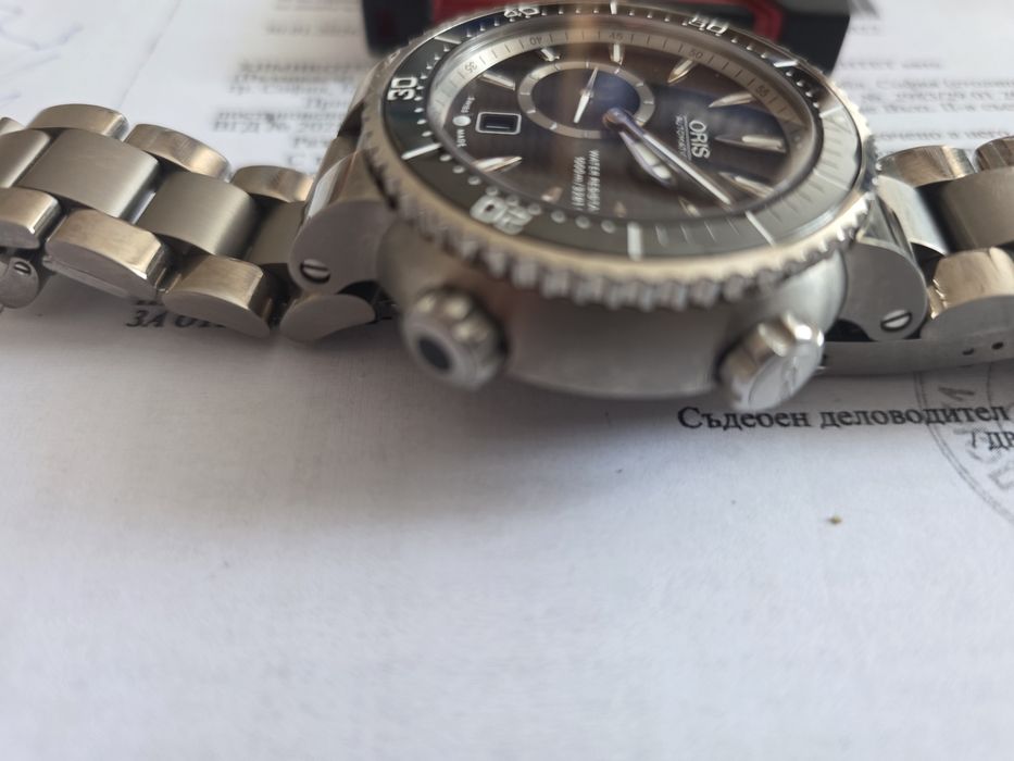 Oris Divers Titan Small Seconds Date