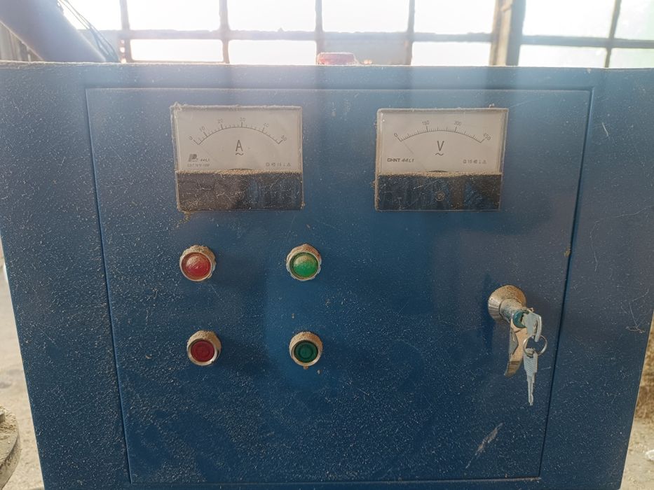 Продавам пелетна машина