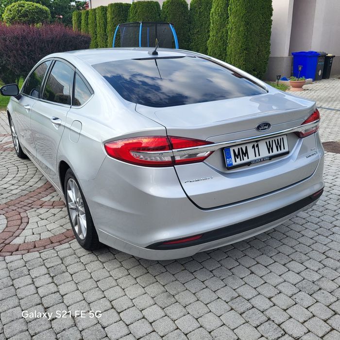 Ford Fusion Hybrid