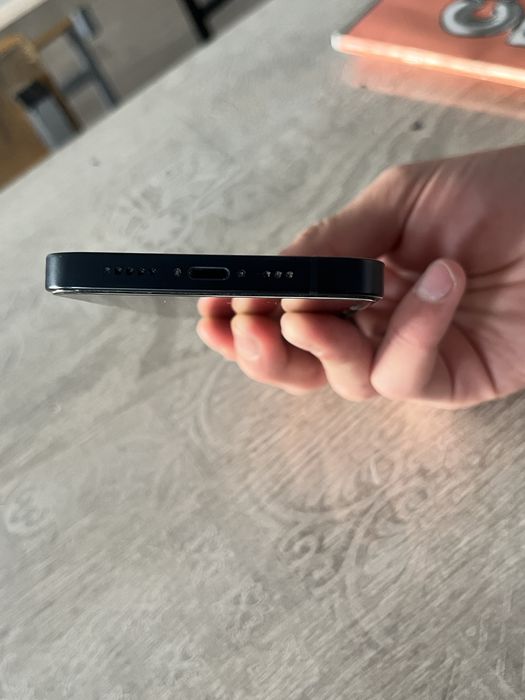 Айфон 13 с гарантей