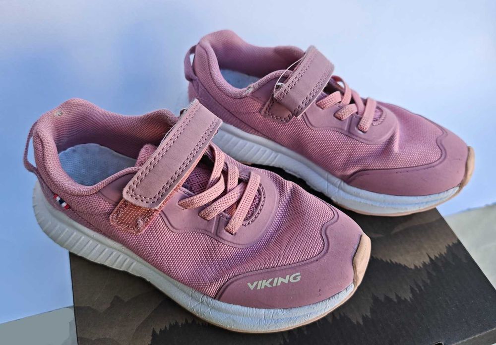 Момичешки маратонки Viking, N30