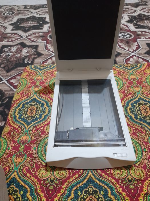 Skaner BENQ S2W 3300U