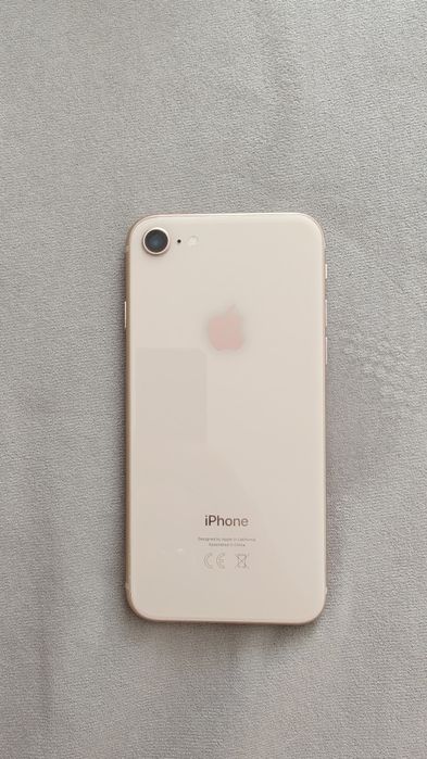 Iphone 8 в идеальном состоянии