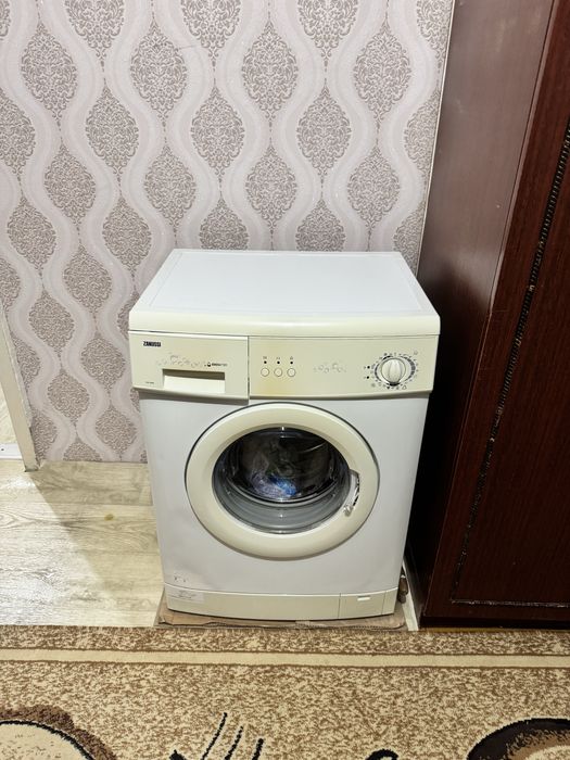 Zanussi ZWF-185W