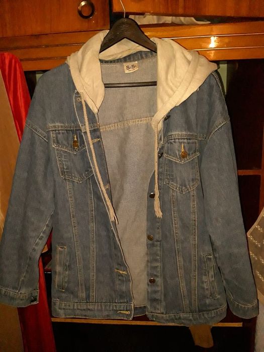 Дженсовка с обманным капишоном