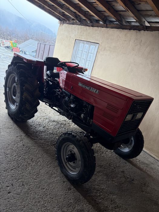 Tractor Universal 550 S (64 cp )