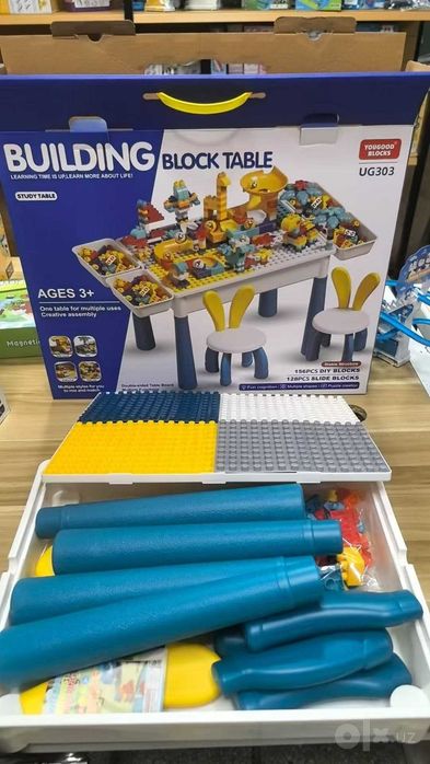Детский стол Lego с двумя стульями  Игровой столик конструктор