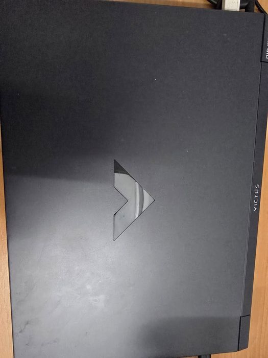 Laptop Gaming HP VICTUS 15-fb0029nq cu procesor AMD Ryzen™ 5 5600H