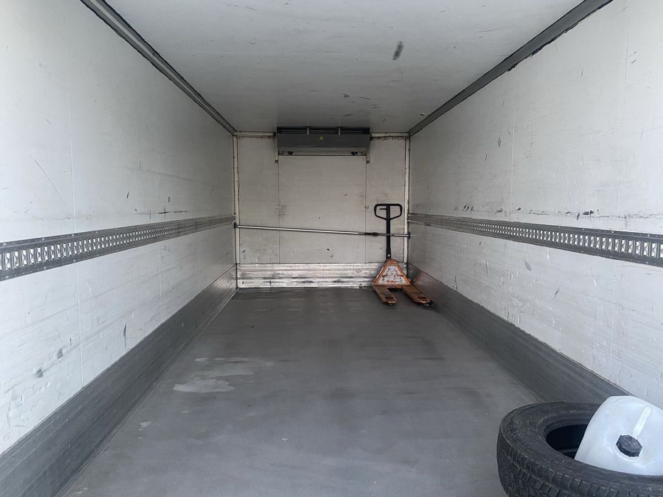 Man tgl frigorific cu lift iveco daily mercedes sprinter