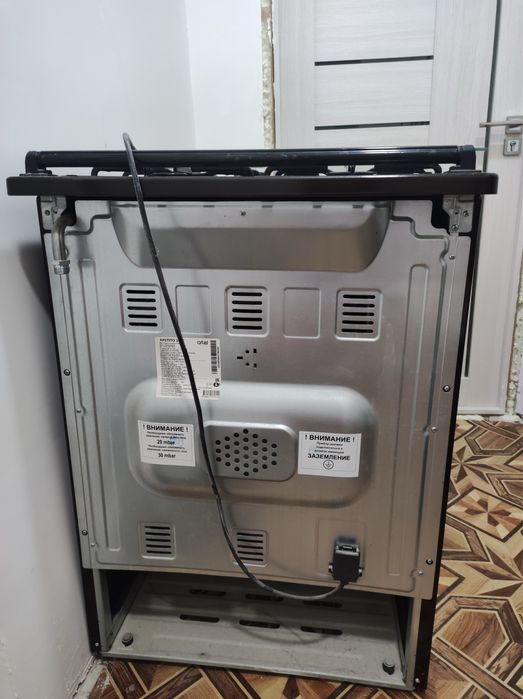 Продается газовая плита артель