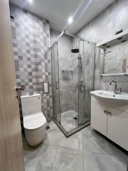 Дава се под наем Двустаен апартамент в Пловдив, Христо Смирненски - 70 кв.м за 588.03 € - Снимка #3