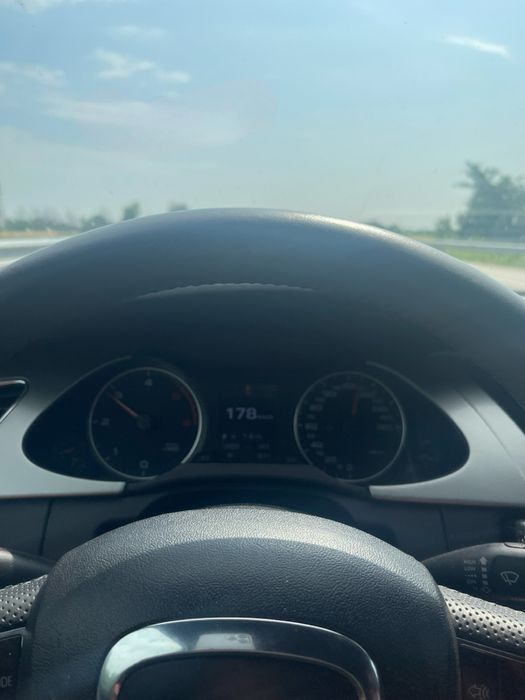 На части Audi A4 B8 на части 15 броя 2.0tdi 2.7tdi 3.0tdi ръчка 239кс