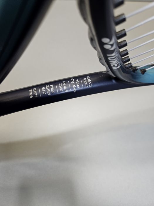 Тенис ракета Yonex EZONE 98