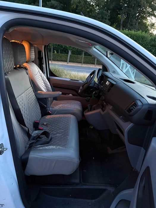 opel vivaro minibuz