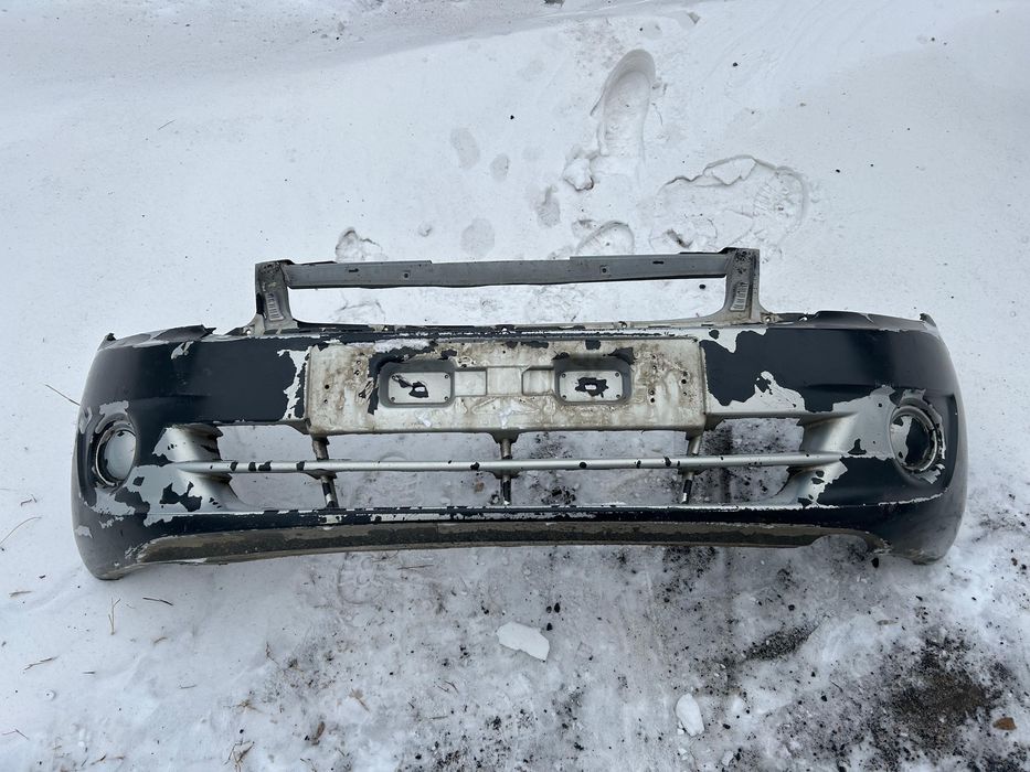 Продам бампер на лада гранта 1