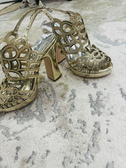 Сандали с токчета