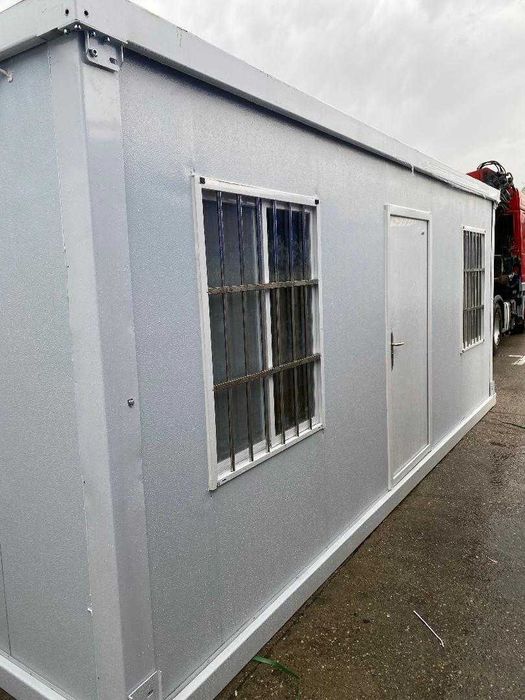 container maritim sau birou