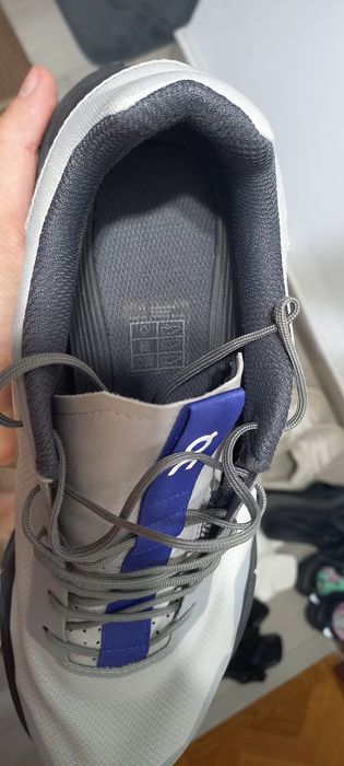 Adidas On Cloudtec 45 ca noi