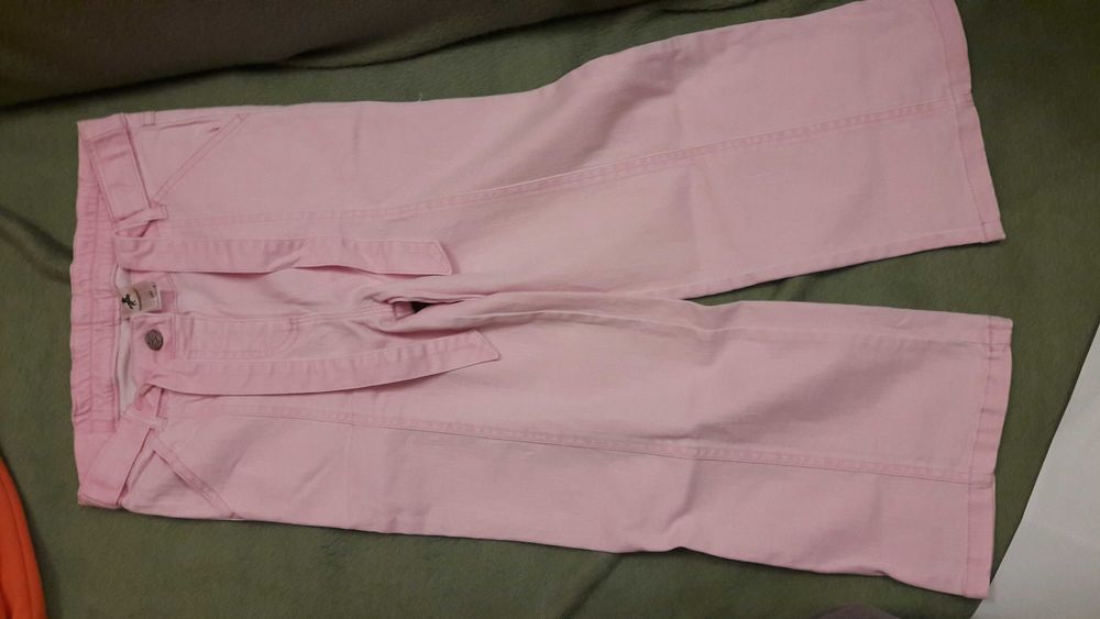 pantalon roz,bluza, rochie blugi fete 134-140 cm+bonus pluş